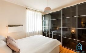 Mirror Room